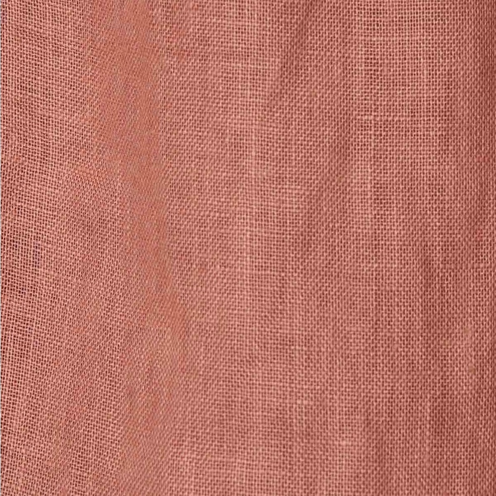 Vitamin A Women's Tallows linen shorts and  cropped linen top. - Picture 5 of 9